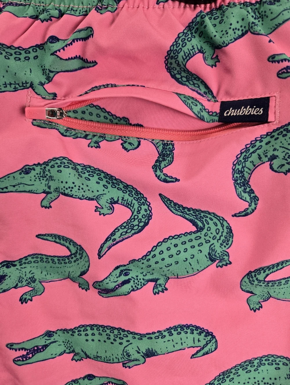 Chubbies The Glades 4-Way Stretch Swim Trunks Pink Alligator Mesh Liner 5.5